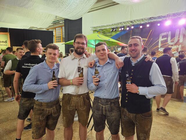 Patrick Hofstätter, Ares Weber, Jakob Eder und Tobias Reinhold
 | Foto: Simon Glösl