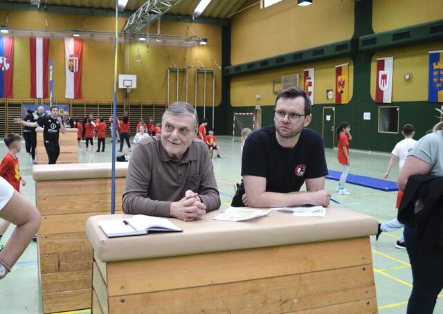 Aufmerksame Kampfrichter | Foto: Handballclub Eferding