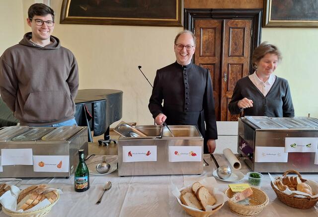 Florian, Pfarrer Stephanus, Daniela