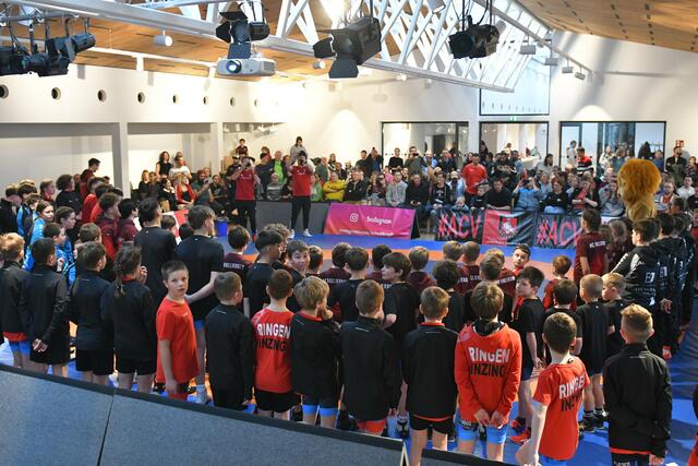 Alle Teilnehmer:innen bei den diesjährigen U14 Meisterschaften | Foto: Bernhard Walder