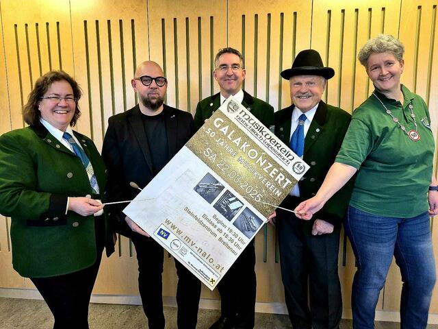 Der Musikverein freut sich auf einen unvergesslichen Konzertabend mit seinem tollen Publikum. Im Bild: Ilse Wallner, Joe Pinkl, Thomas Breineder, Heinz Kaltenbacher, Petra Ripa. | Foto: Musikverein Natschbach-Loipersbach