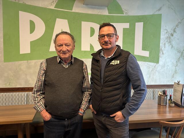 Otto Partl senior und junior erzählten über die Entwicklung ihres Unternehmens und was sich in den letzten Jahren so verändert hat. | Foto: MeinBezirk.at