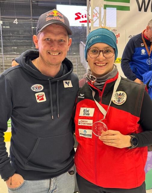 Vizeweltmeisterin Selina Steber mit Thomas Morgenstern. | Foto: SCB