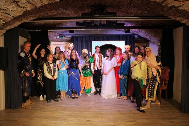 Das JuThe startet mit einem neuen Programm und zwei Nachwuchsgruppen dieses Saison durch.  | Foto: KK