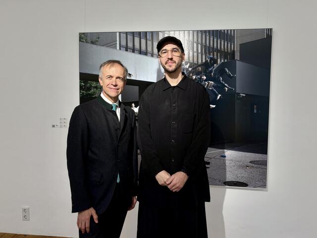 Künstler Philip Tsetinis (rechts) und Claus Spruzina. | Foto: Carmen Kurcz