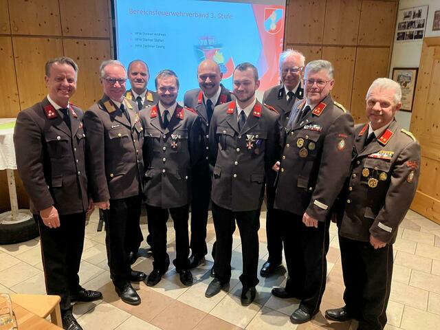 Bei der 73. Wehrversammlung der Freiwilligen Feuerwehr Gimplach wurde Bilanz über das vergangene Jahr gezogen. Im abgelaufenen Berichtsjahr wurde die Freiwillige Feuerwehr Gimplach zu 41 technischen Einsätzen alarmiert und leistete dabei 415 Einsatzstunden. | Foto: FF Gimplach