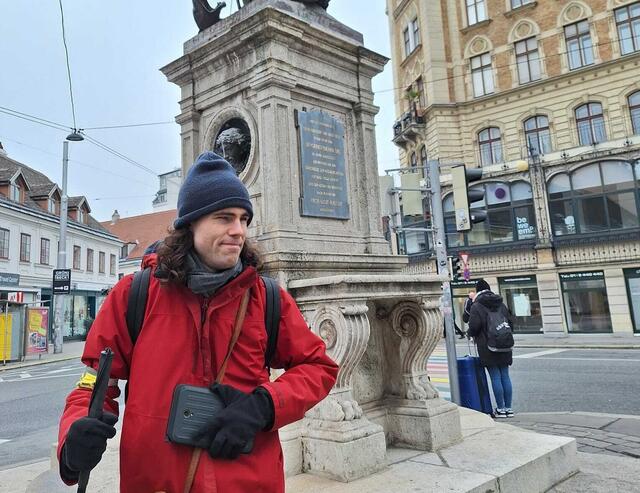 Dominic Schmid schreibt aus seiner Perspektive für MeinBezirk.at – diesmal war er am Margeretenplatz unterwegs.  | Foto: Elisabeth Posch