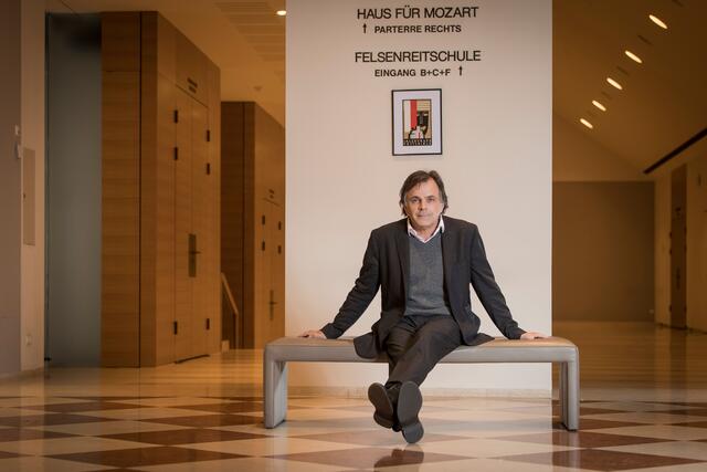 Markus Hinterhäuser ist bereits mit den Planungen für 2026 beschäftigt.  | Foto: Salzburger Festspiele / Franz Neumayr