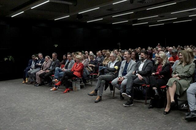 Insgasamt nahmen rund 350 Interessierte an der Veranstaltung teil.  | Foto: PH Tirol/Roner