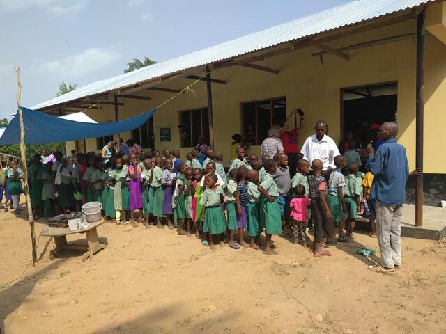 Die "Schilling für Shilling"-Schule in Majimoto. | Foto: Schilling für Shilling