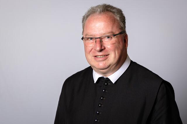 Pfarrer und Dechant Placidus Leeb leitet einen Pfarrverband mit neun Pfarren. | Foto: Josef Messirek