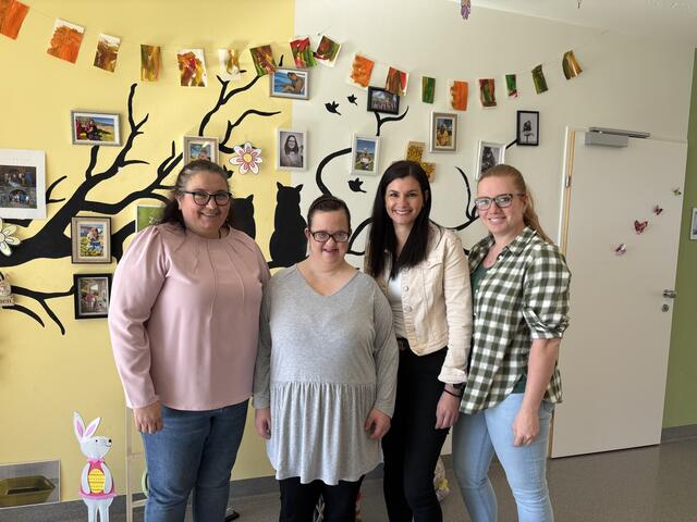 Edyta Dawid-Leutgeb (Teamleitung Tagesstruktur Staberweg), Birgit Mosser, Johanna Stelzl (Teamleitung Staberweg WG 1,2), Stefanie Marinschek (v.l.) | Foto: Mein Bezirk