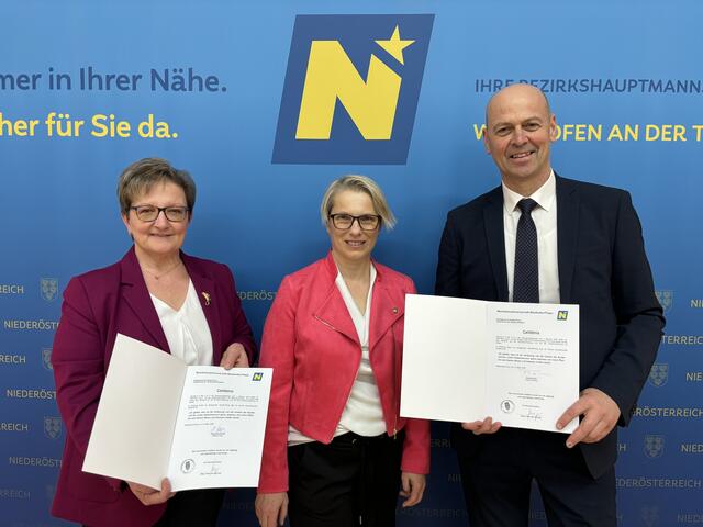Margit Auer, Manuela Herzog und Franz Fischer | Foto: Daniel Schmidt