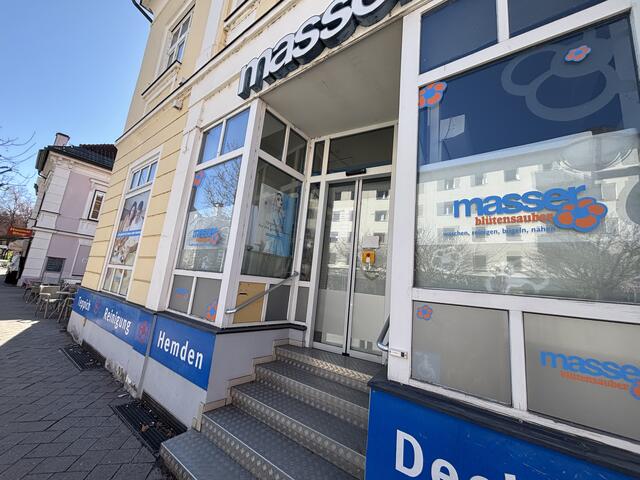 Seit kurzem ist das Geschäft in der Italiener Straße geschlossen. | Foto: MeinBezirk.at