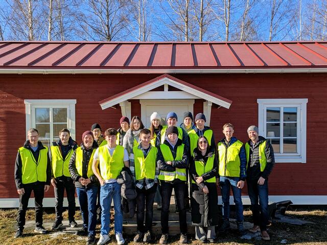 Die Schülerinnen und Schüler der HTL Kuchl mit ihren Lehrkräften auf Erasmus-Austausch in Schweden. | Foto: Holztechnikum Kuchl, Entacher