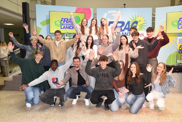 Einen coolen Vormittag gab es für die Schülerinnen und Schüler vom Business Campus Oberwart mit Ö3. | Foto: Michael Strini