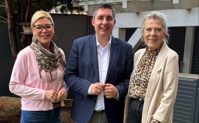 Tina Angela Berger und 2. Landtagspräsident Stadtrat Christoph Staudacher mit Angelika Hintergger | Foto: Privat