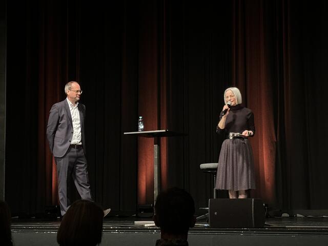 Begrüßungs- und Dankesworte von Michaela Kaufmann und Rainer Trinkl. | Foto: MeinBezirk/Engelmann