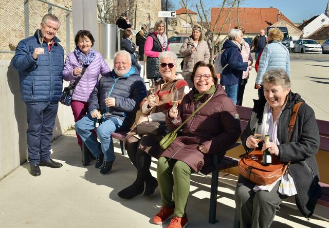 Runde aus Pöllau, der Heimat des Intendanten: Josef und Gertude Pöltl, Franz Haas, Roswitha Rechberger und Dr. Elisabeth Grois (Haus- und Hof-Tierärztin der Familie Schreiner) | Foto: Sascha Trimmel