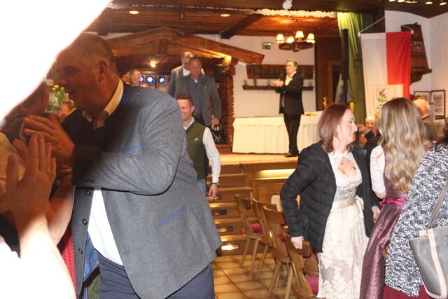 Bürgermeister Günter Resch, etwas verdeckt Bürgermeister Andreas Brugger.