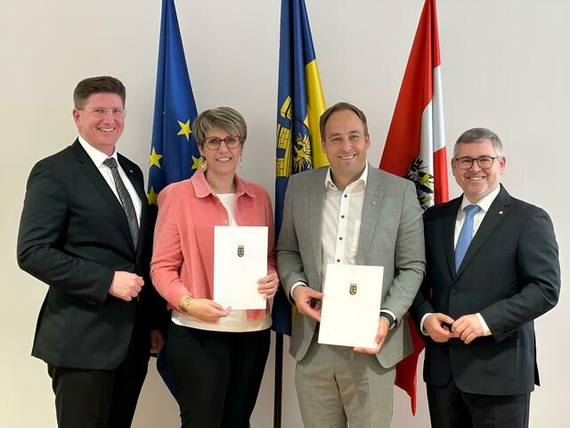 Weitra: Vizebürgermeisterin Petra Zimmermann-Moser (ÖVP), Bürgermeister Patrick Layr (ÖVP) | Foto: Pilz