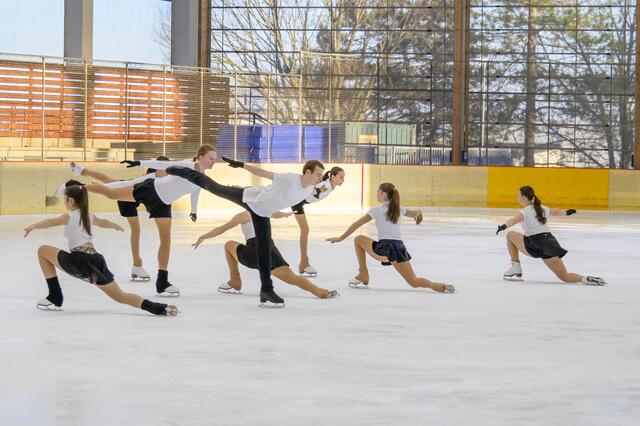 KunstläuferInnen | Foto: Starkl