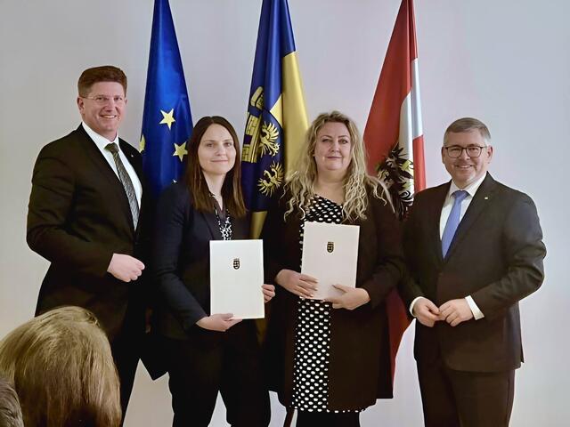 Amaliendorf-Aalfang: Bezirkshauptmann Christian Pehofer, Vizebürgermeisterin Anja Scherzer (FPÖ), Bürgermeisterin Claudia Allram (SPÖ) und Landesrat Ludwig Schleritzko. | Foto: Pilz