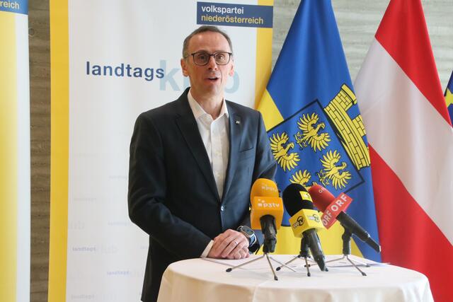 Jochen Danninger, Obmann des ÖVP-Klubs in Niederösterreichischen Landtag, informierte über die Klausurtagung. 
