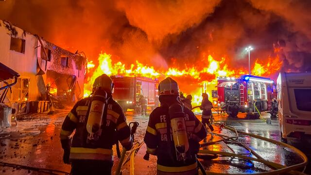 Ein Großbrand in St. Marein forderte am Donnerstag 205 Feuerwehr-Einsatzkräfte. | Foto: BFVFB/Presseteam