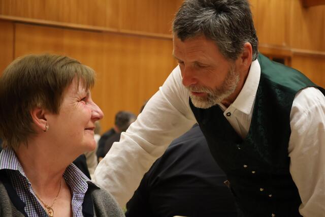 Doris Neubacher im Gespräch mit Otto Hangl | Foto: MeinBezirk