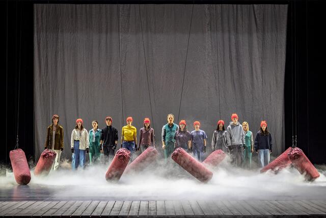 Im zweiten Teil des Abend kommen die Stimmen der Sichtweisen zu Wort.  | Foto: Birgit Gufler