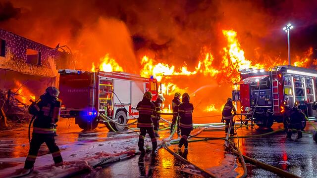 Für die Feuerwehr-Einsatzkräfte war der Einsatz sehr herausfordernd. | Foto: BFVFB/Presseteam