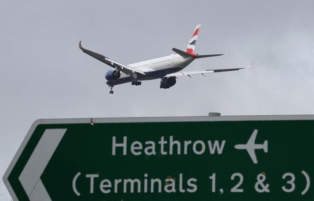 Der Londoner Heathrow ist nach den Passagierzahlen der viertgrößte Flughafen der Welt nach Atlanta Hartsfield-Jackson (USA), Dubai und Tokyo. | Foto: Toby Melville / REUTERS / picturedesk.com