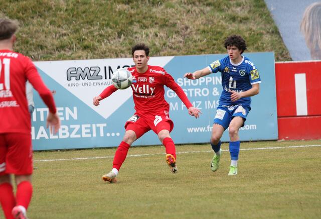 Paulo Rossetti, hier im Spiel gegen St. Johann, erzielte in Kuchl das Goldtor zum Sieg des SC Imst. | Foto: Peter Leitner