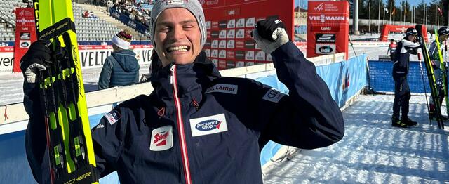 Johannes Lamparter jubelt über seinen zweiten Saisonsieg in Lahti – ein starkes Rennen trotz schwieriger Bedingungen. | Foto: skiaustria