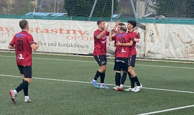 Jubel bei der SVG Reichenau dank Doppeltorschützen Maximilian Plattner. | Foto: SVR