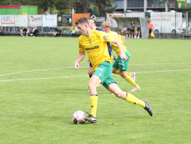 Florian Patterer traf auswärts in Schönwies zum zwischenzeitlichen 2:0 für Haiming. | Foto: Peter Leitner