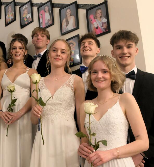 Katharina Reinwald, Simon Karasin, Annika Koch, Matheo Striednig, Emma Velten, August Bodner