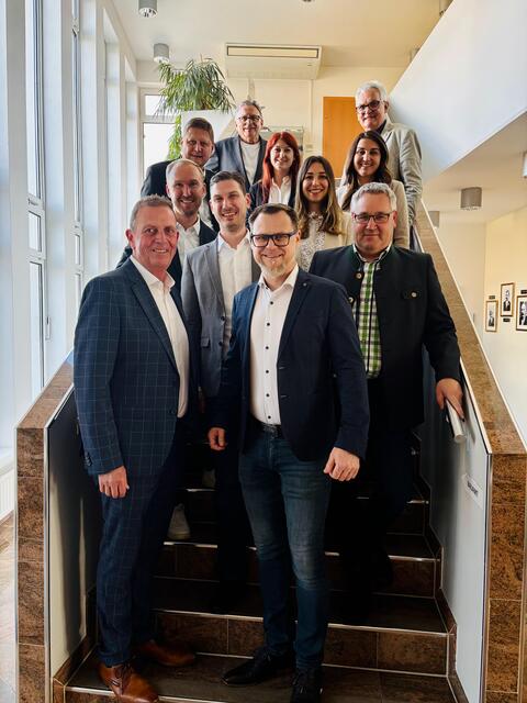 13 Mandate: SPÖ-Bürgermeister Walter Novak (l.) und sein Team sind unangefochten die Nummer 1 in Tillmitsch.  | Foto: SPÖ