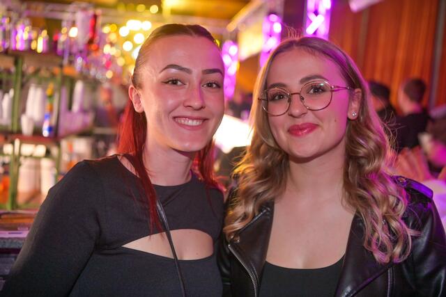 Lisa und Nina aus Schalchen  | Foto: Zaim Softic