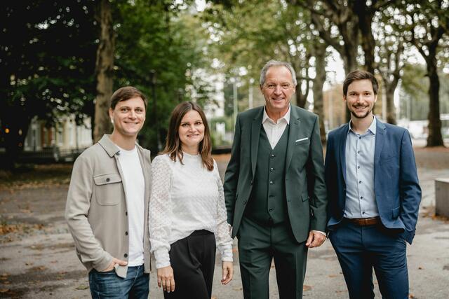 Markus, Christina, Walter und Dominik Krenn von der Hochzeitswelt in Aistersheim. | Foto: hochzeit.click