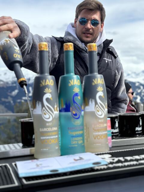 Die Weinturm GmbH aus Linz (Generalimporteur von Fever-Tree/Premium Tonics) präsentierte ihre äußerst schmackhaften Drinks.  | Foto: Haun