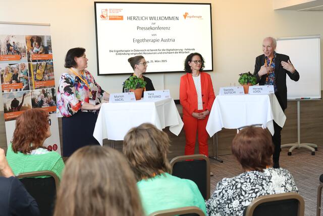 Die Digitalisierung des Gesundheitswesens schreitet voran und die Ergotherapie ist bestens vorbereitet. Doch trotz aller Bemühungen fehlt es an einer Einbindung in die Planungen und Abläufe, was wiederum die Unterstützung unmöglich macht. | Foto: Katharina Schiffl