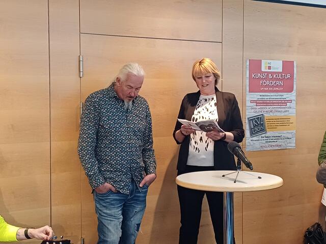 Bernhard Witsch mit GR Birgit Heiseler | Foto: Monika Hammerl