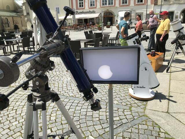 Beobachtung der partiellen Sonnenfinsternis in Freistadt am 10. Juni 2021. | Foto: AVM