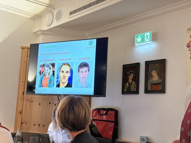 Die Bezirks-Medic-Aspiranten Nina Sonnweber (OS Reutte), Robin Lutnig (OS Ehrwald) und Noel Marth (OS Elbigenalp).