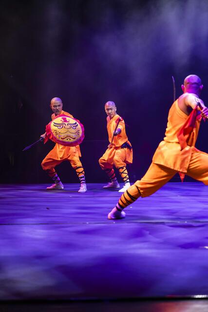 Seit über 1500 Jahren bewahren sie ihre Tradition und bringen nun ihre spektakulären Fähigkeiten auf die Bühne – eine Show voller Kraft, Disziplin und mystischer Energie. | Foto: Xenia Trampusch