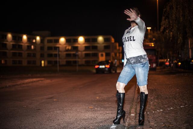 Im Industriegebiet der Brunner Straße dürfen Sexarbeiterinnen ihre Dienstleistungen anbieten. (Symbolfoto) | Foto: Archiv