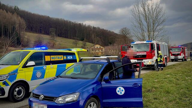 Leider konnte der Mann nicht mehr gerettet werden und verstarb noch an der Unfallstelle.
 | Foto: DOKU-NÖ