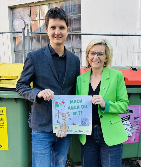 Umweltstadtrat Martin Schott und Bürgermeisterin Ines Schiller laden herzlich dazu ein, an der Umweltaktion „Hui statt Pfui“ teilzunehmen. | Foto: Stadtgemeinde Bad Ischl